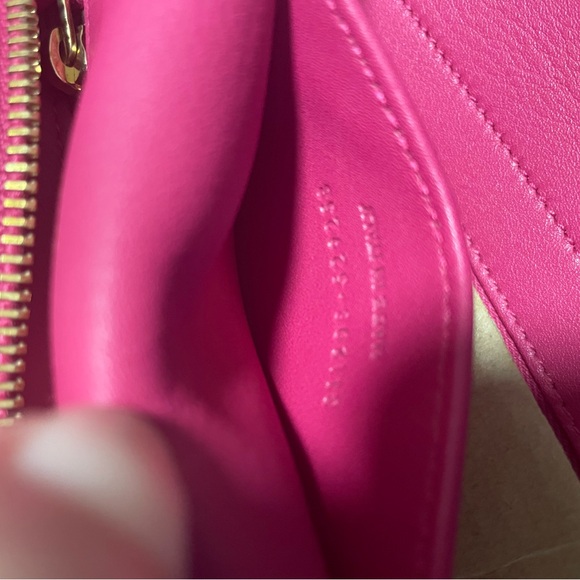 Saint Lauren Calfskin Medium Classic Y Cabas Fuchsia - Picture 4 of 7